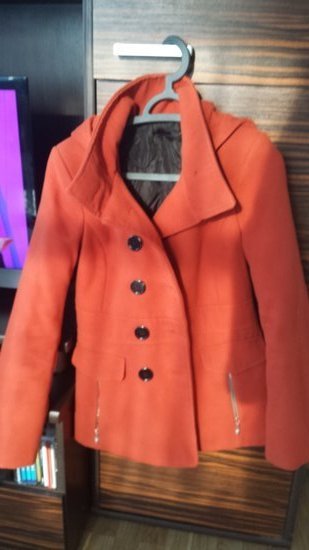 Oranžinis paltas