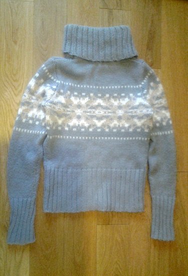 Siltas megztinis ziemai