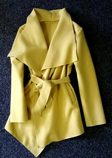 Tobulas geltonas paltukas :)