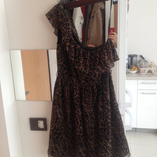 Dėmėta vasarinė suknelė #Miss Selfridge
