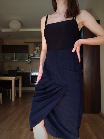 Tamsiai mėlynas ilgas tulpės formos sijonas