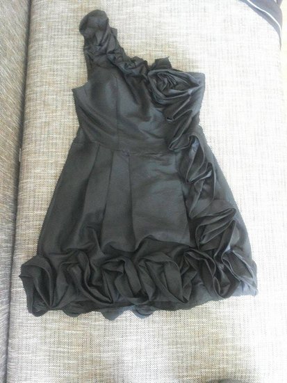 Puošni juoda suknelė