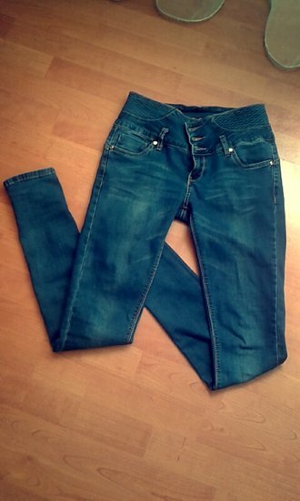 Mėlyni mažai nešioti džinsai