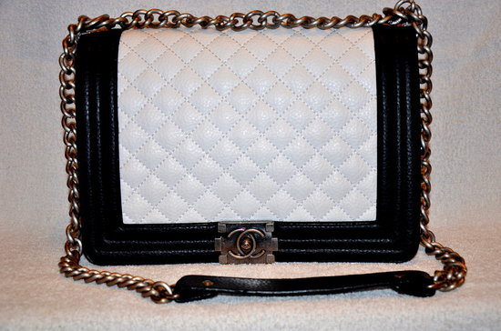 Chanel bag balta su juodu