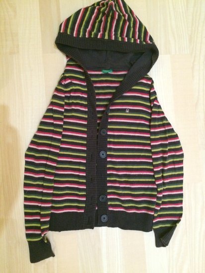 ,,Benetton'' mergaitiškas megztinis