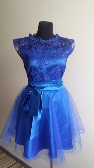 Nuostabi mėlyna suknelė