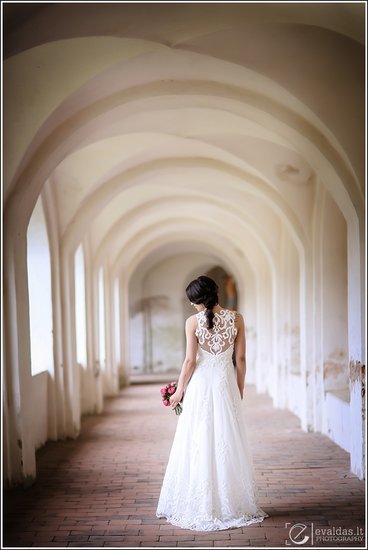 Romantiška vestuvinė suknelė Akcija 434e