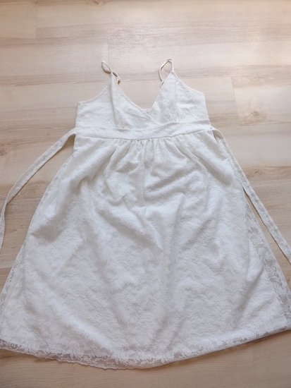 Balta nėriniuota suknelė (tiktų ir nėštukei)