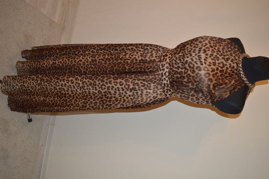 NAUJA PRABANGI leopardinė suknelė ilga