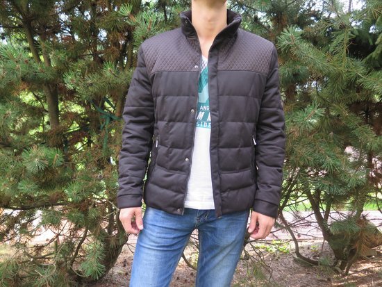 Armani Jeans rudeninė/žieminė pūkinė striukė