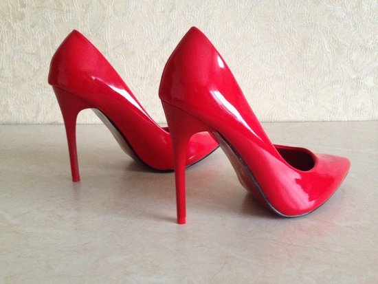 RED C. Loouboutin Style 