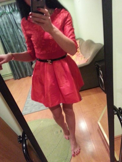 valentino suknele RED
