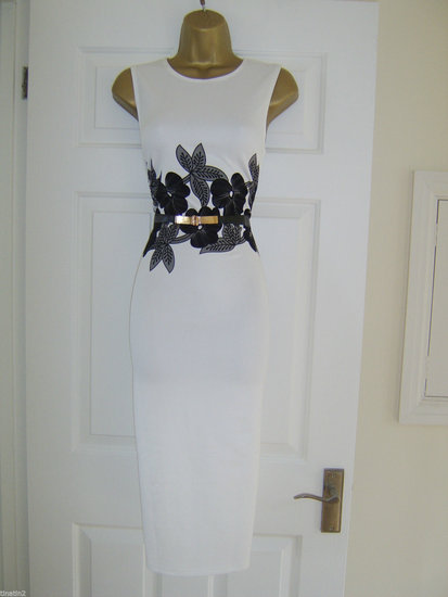 Balta, elegantiška suknelė
