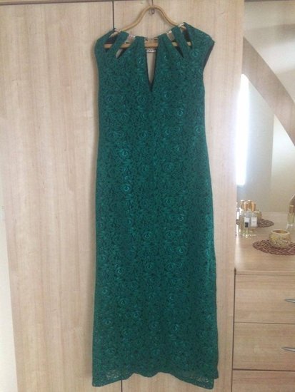 Smaragdo spalvos suknelė