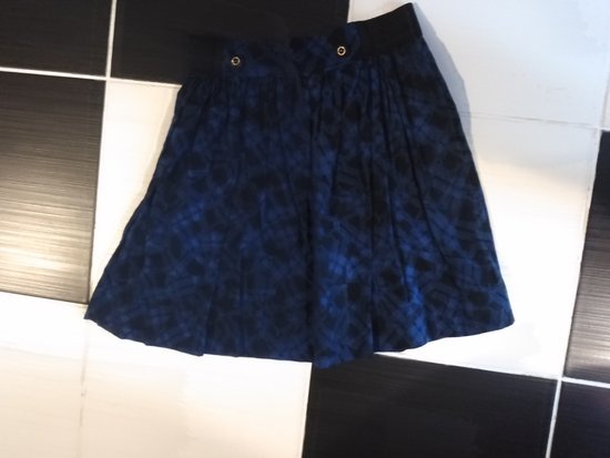 Juodas/ mėlynas moteriškas sijonas