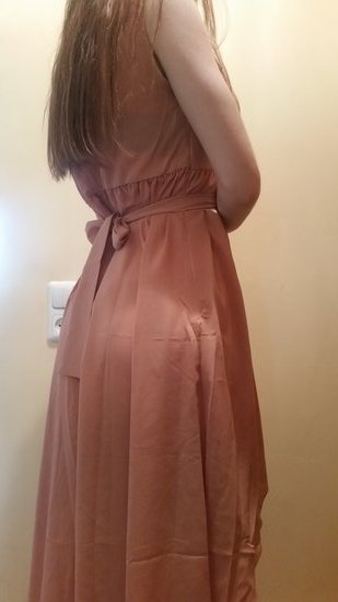 Khaki spalvos suknelė