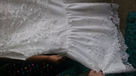 Nauja balta suknele su gipiuru