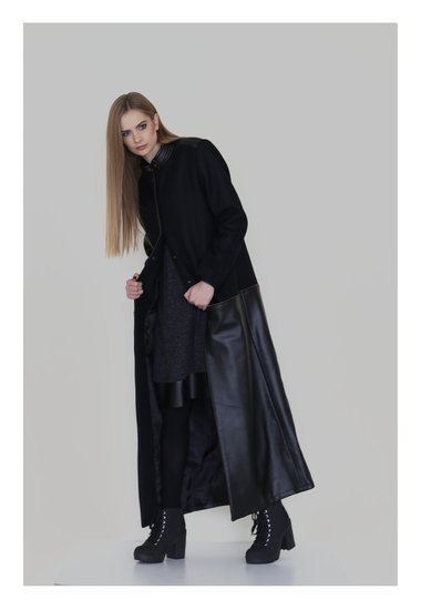 Išskirtinis ilgas juodas paltas