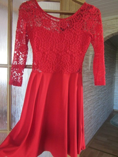 Raudona H&M suknelė
