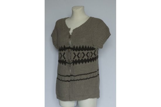 Rudas šiltas raštuotas megztinis-liemenė su vilna