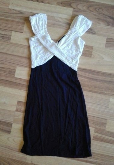 Balta - juoda suknelė