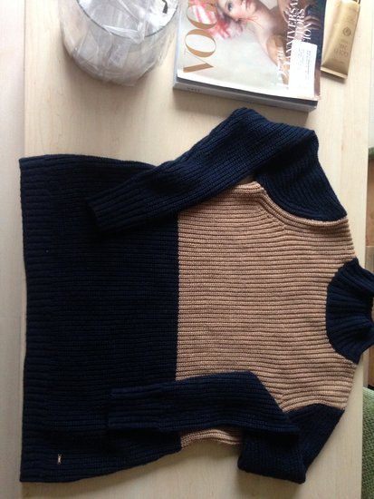 Lindex megztinis
