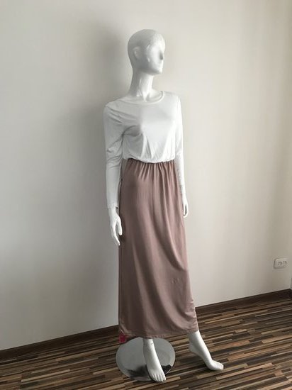 Trikotažinė, tampri suknelė (36-38 dydis)