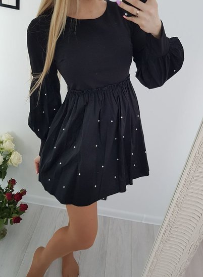 Stilinga suknelė tik 15 € !!!!!