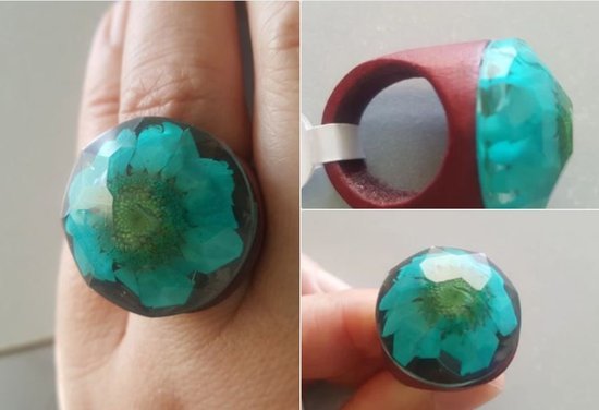 Akvamarino spalvos 3D žiedas