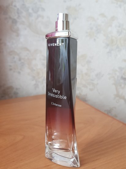 Givenchy Very Irrèsistible l‘intense