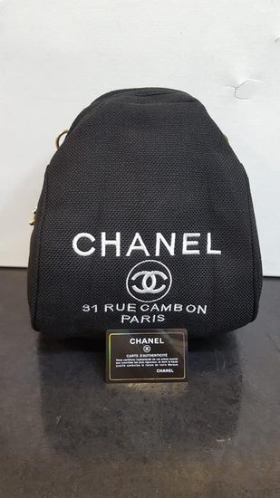 Chanel  kuprinė