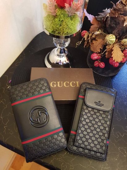 Gucci pinigine su kisenele telefonui
