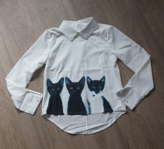 Nauji balti marškinukai su katinais