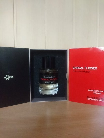 Kvepalai CARNAL FLOWER extract 