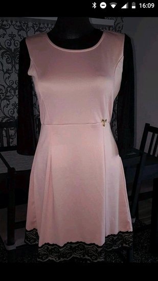 Rožinė  puošni suknelė
