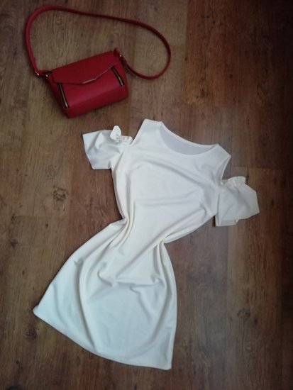 Balta suknelė-nauja