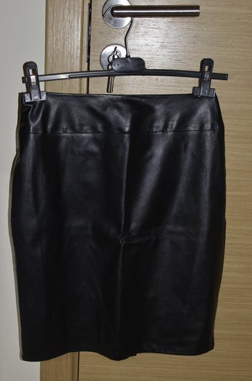 Naujas piestuku formos sijonas