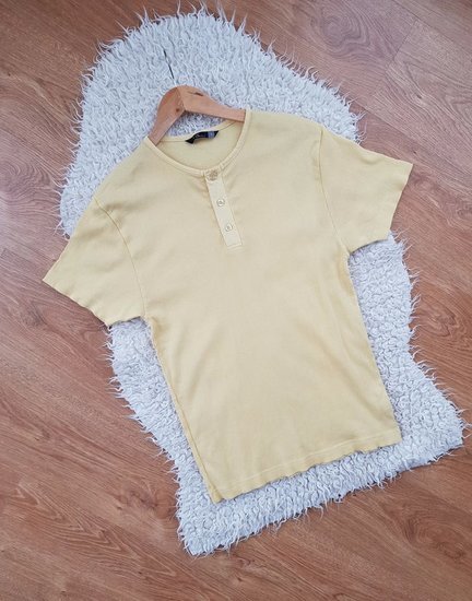 Vyriški geltoni marškinėliai