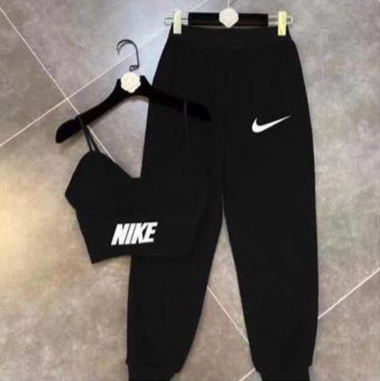 Nike laisvalaikio kostiumėlis 