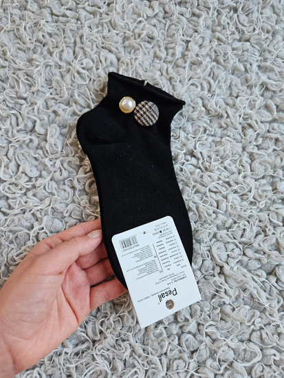 Naujos juodos kojinės su sagutėm