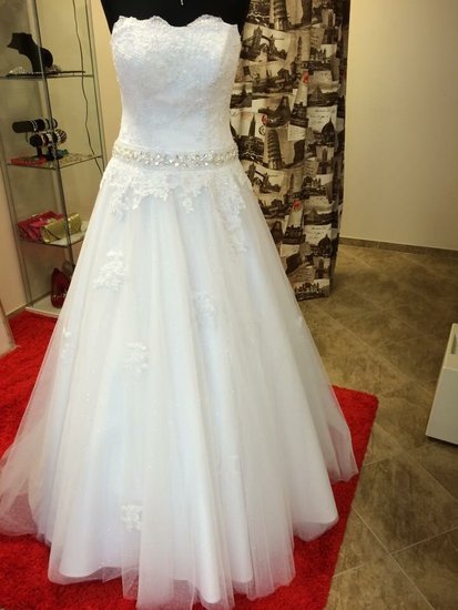 Vestuvinė suknele 