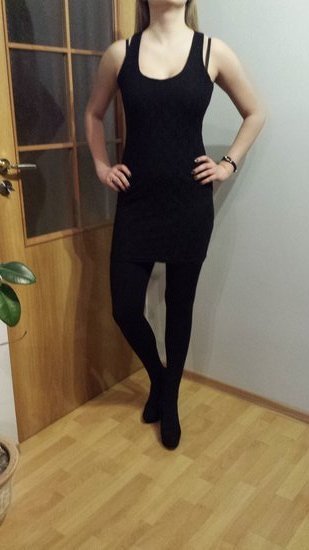 Graži juoda suknelė