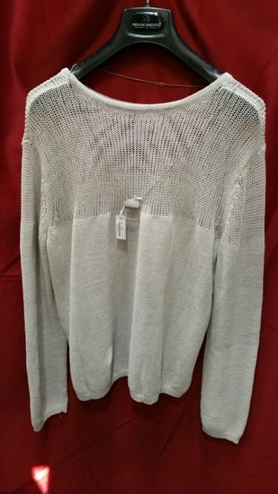 stilingas ir kokybiškas megztinis