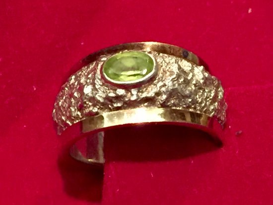Vienetinis sidabro žiedas