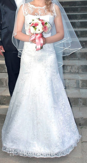 Vestuvine suknele (gipiurinė)