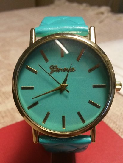 Žalias stilingsa laikrodis