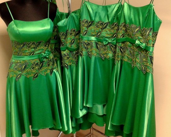  Žalia suknelė