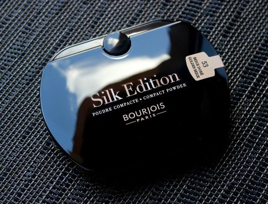 Bourjois SILK EDITION kompaktinė pudra