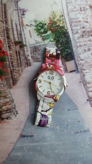 Stilingas laikrodis baltas gėlėtas