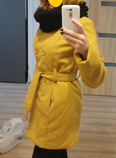 geltonas naujas siltas paltukas